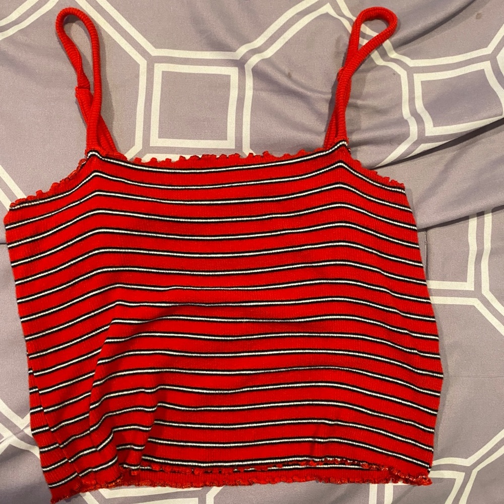 garage crop top